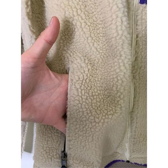 Patagonia Classic Retro-X Natural Purple Deep Pile Jacket Women's size Medium - Picture 5 of 7